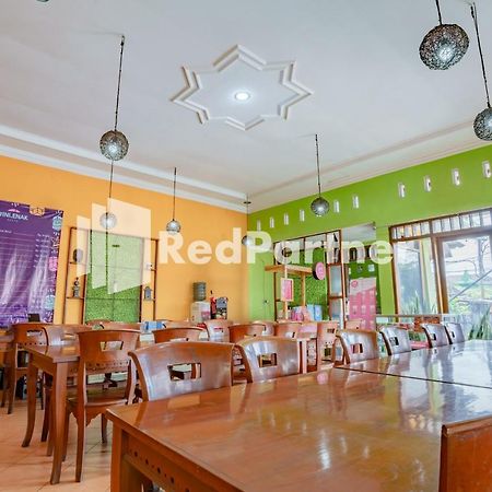 Nafisa Homestay Syariah Near Jatim Park 3 Batu Mitra Reddoorz Malang Buitenkant foto