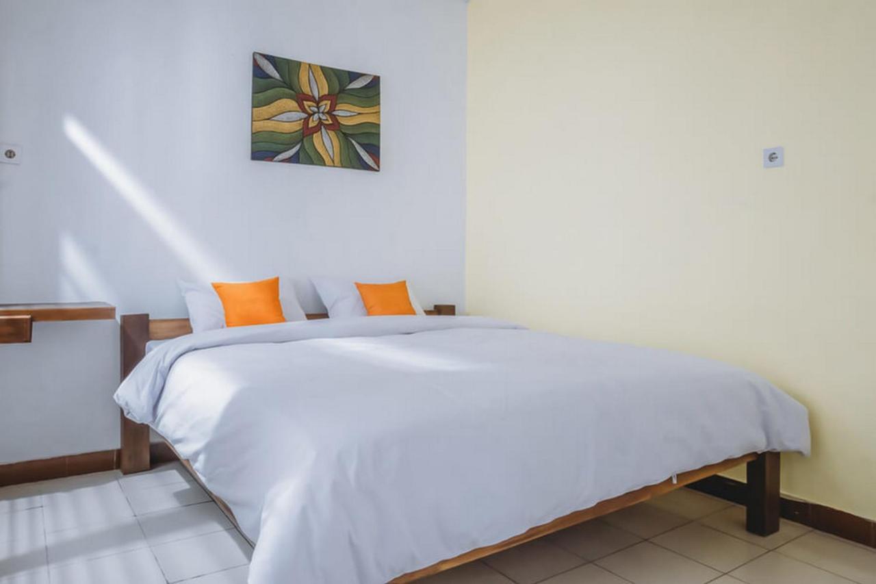 Nafisa Homestay Syariah Near Jatim Park 3 Batu Mitra Reddoorz Malang Buitenkant foto