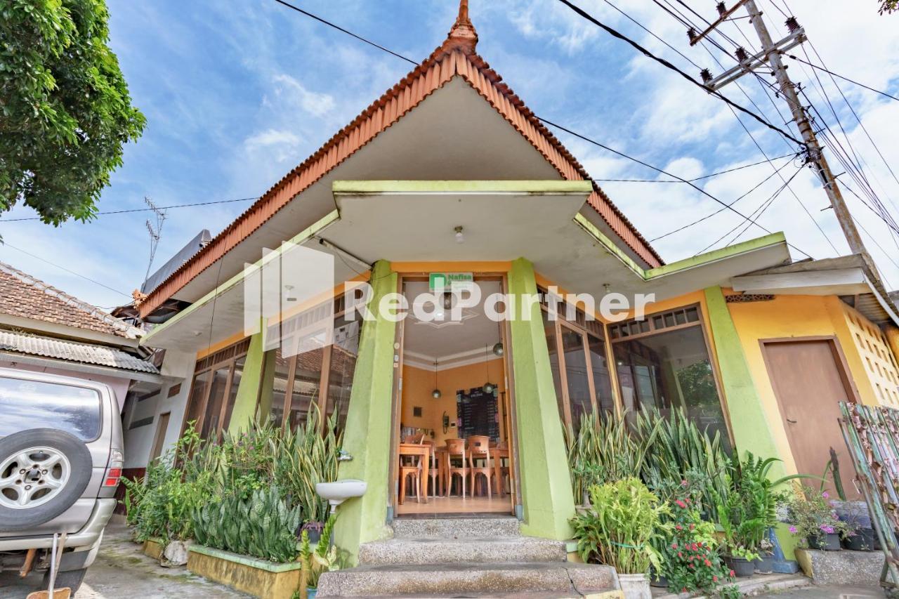 Nafisa Homestay Syariah Near Jatim Park 3 Batu Mitra Reddoorz Malang Buitenkant foto