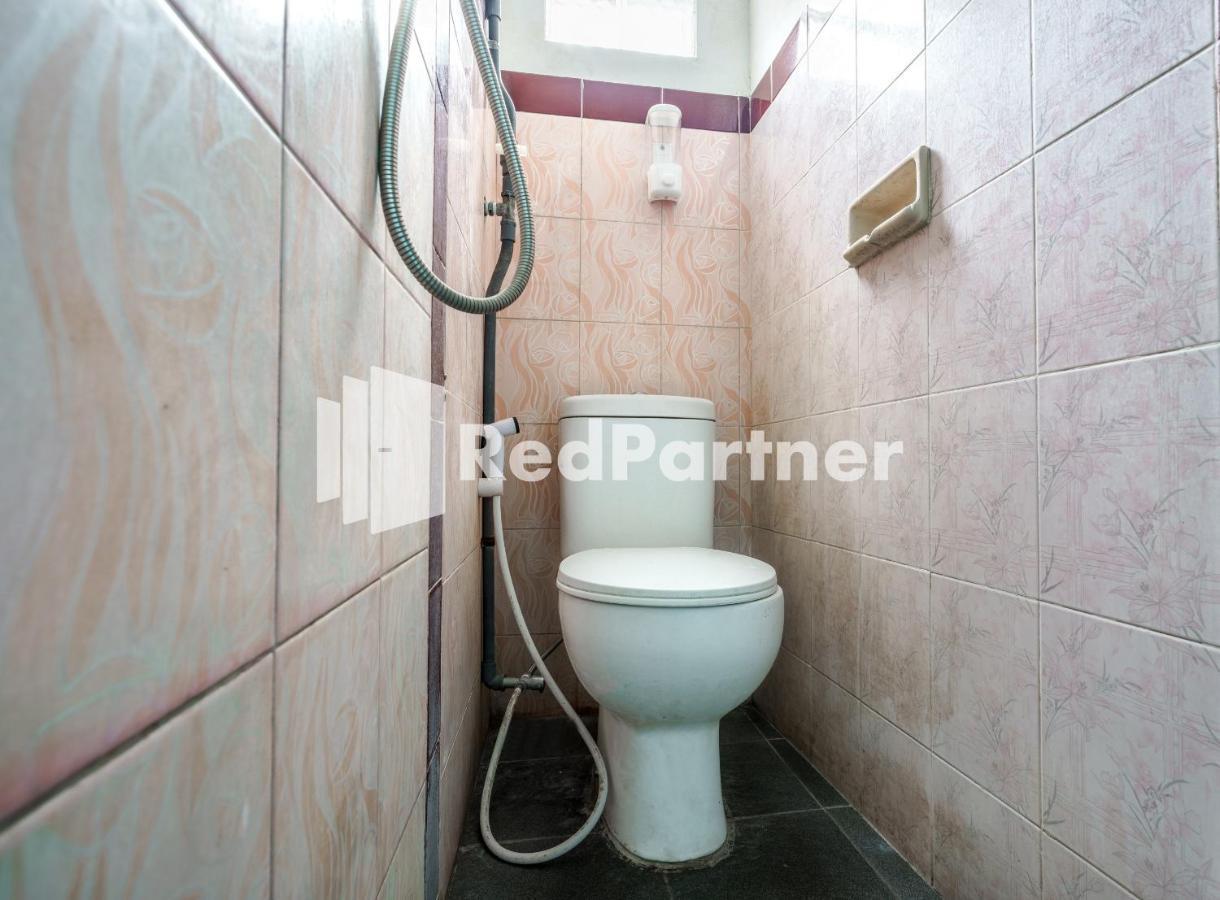 Nafisa Homestay Syariah Near Jatim Park 3 Batu Mitra Reddoorz Malang Buitenkant foto