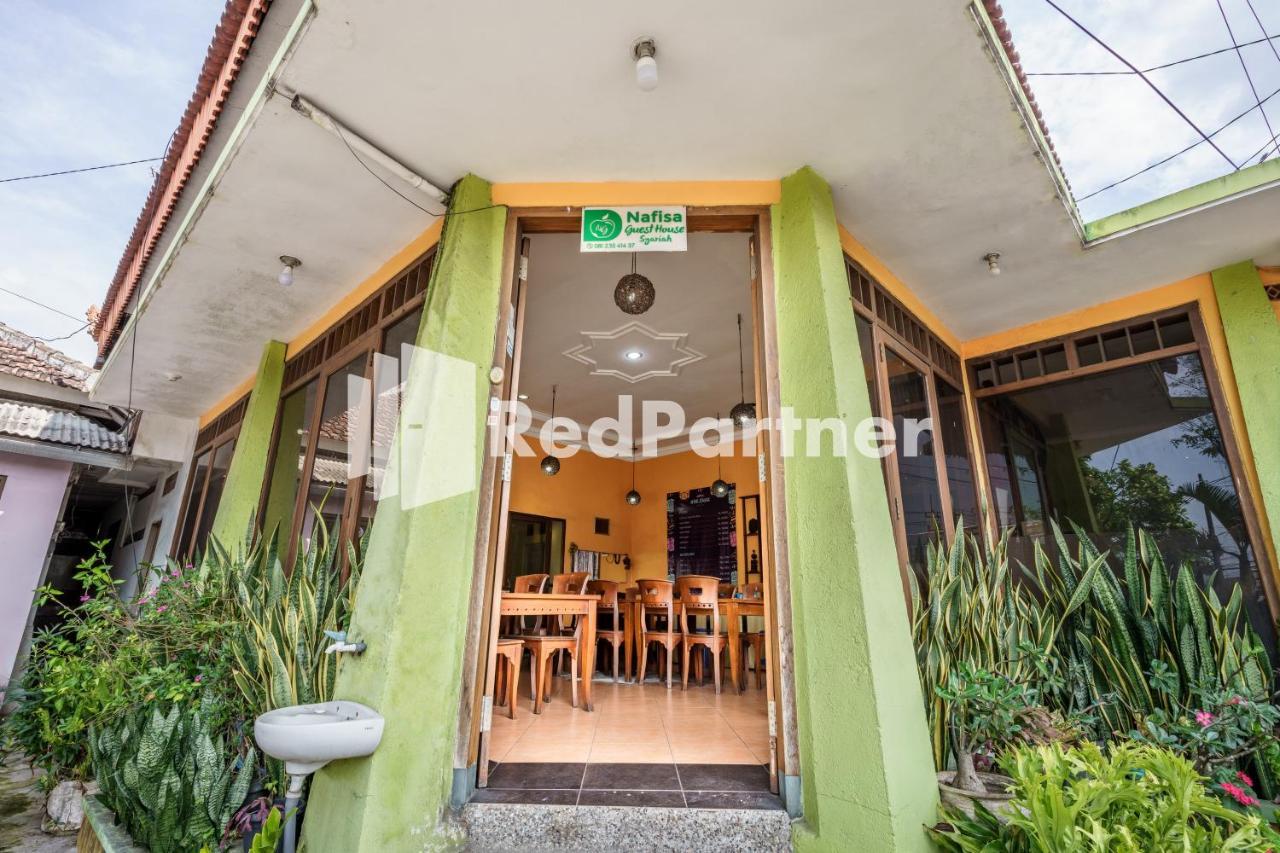Nafisa Homestay Syariah Near Jatim Park 3 Batu Mitra Reddoorz Malang Buitenkant foto
