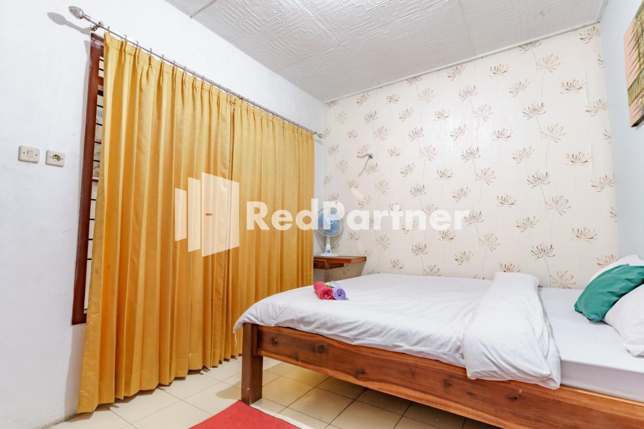 Nafisa Homestay Syariah Near Jatim Park 3 Batu Mitra Reddoorz Malang Buitenkant foto