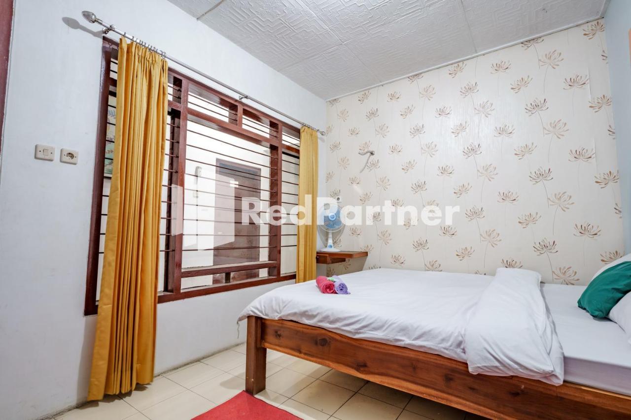 Nafisa Homestay Syariah Near Jatim Park 3 Batu Mitra Reddoorz Malang Buitenkant foto
